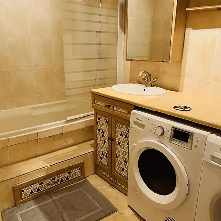 Hyper Centre Apartmán